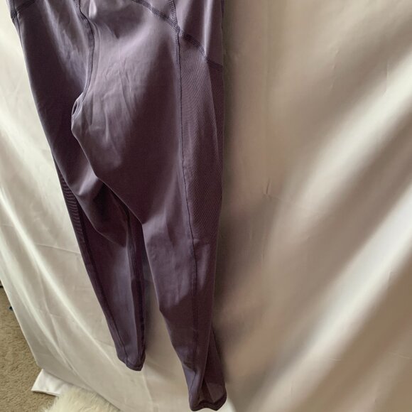 NIKE PRO Training Dri-Fit Mid Rise 7/8 Mesh Leggings in Purple Sz SMALL - Picture 7 of 9